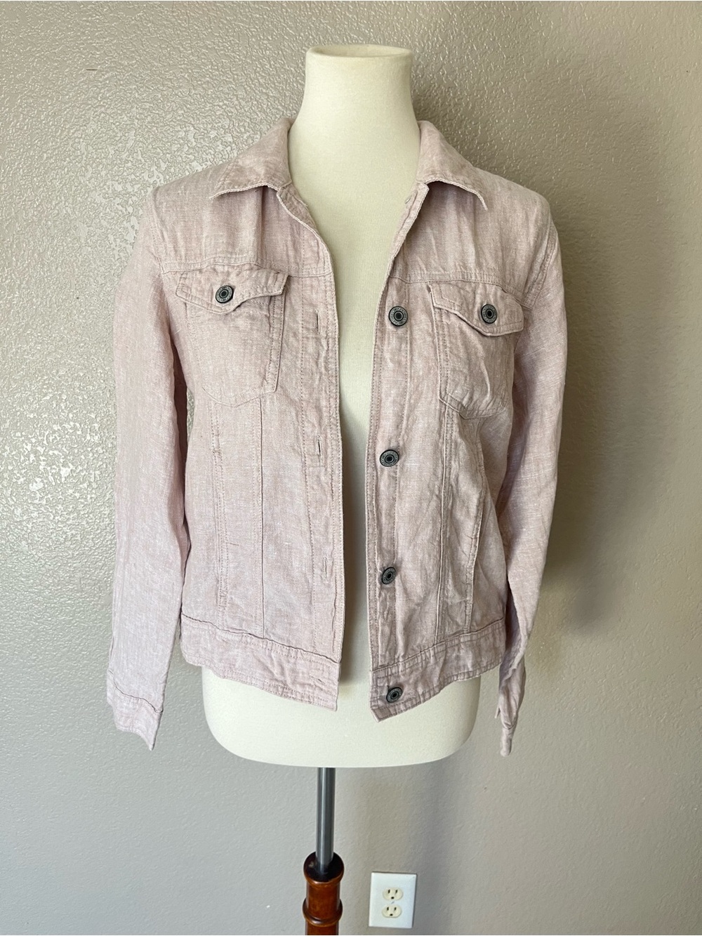 Jones & Co 100% linen jacket Medium